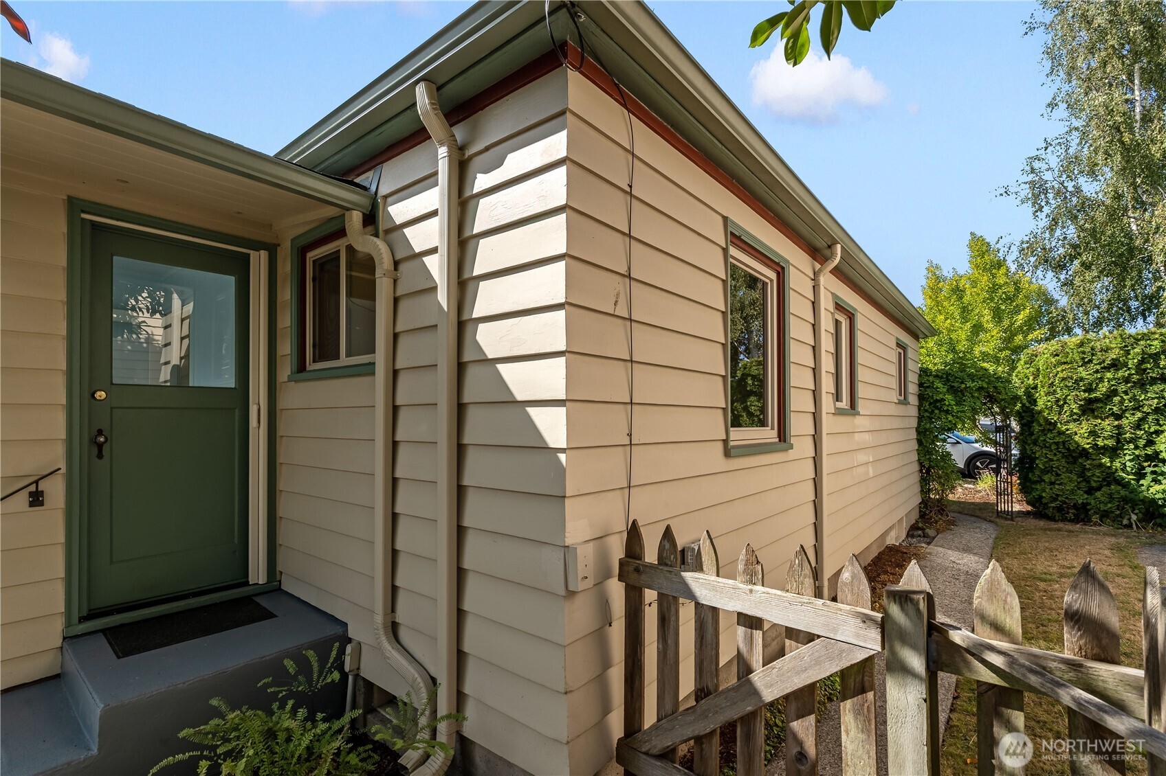 2208 Jaeger Street Property Photo 25