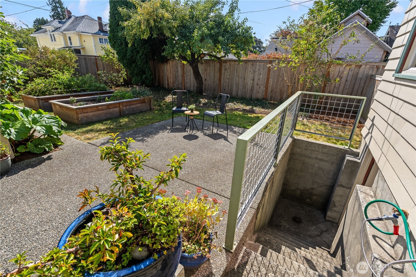 2208 Jaeger Street Property Photo 28