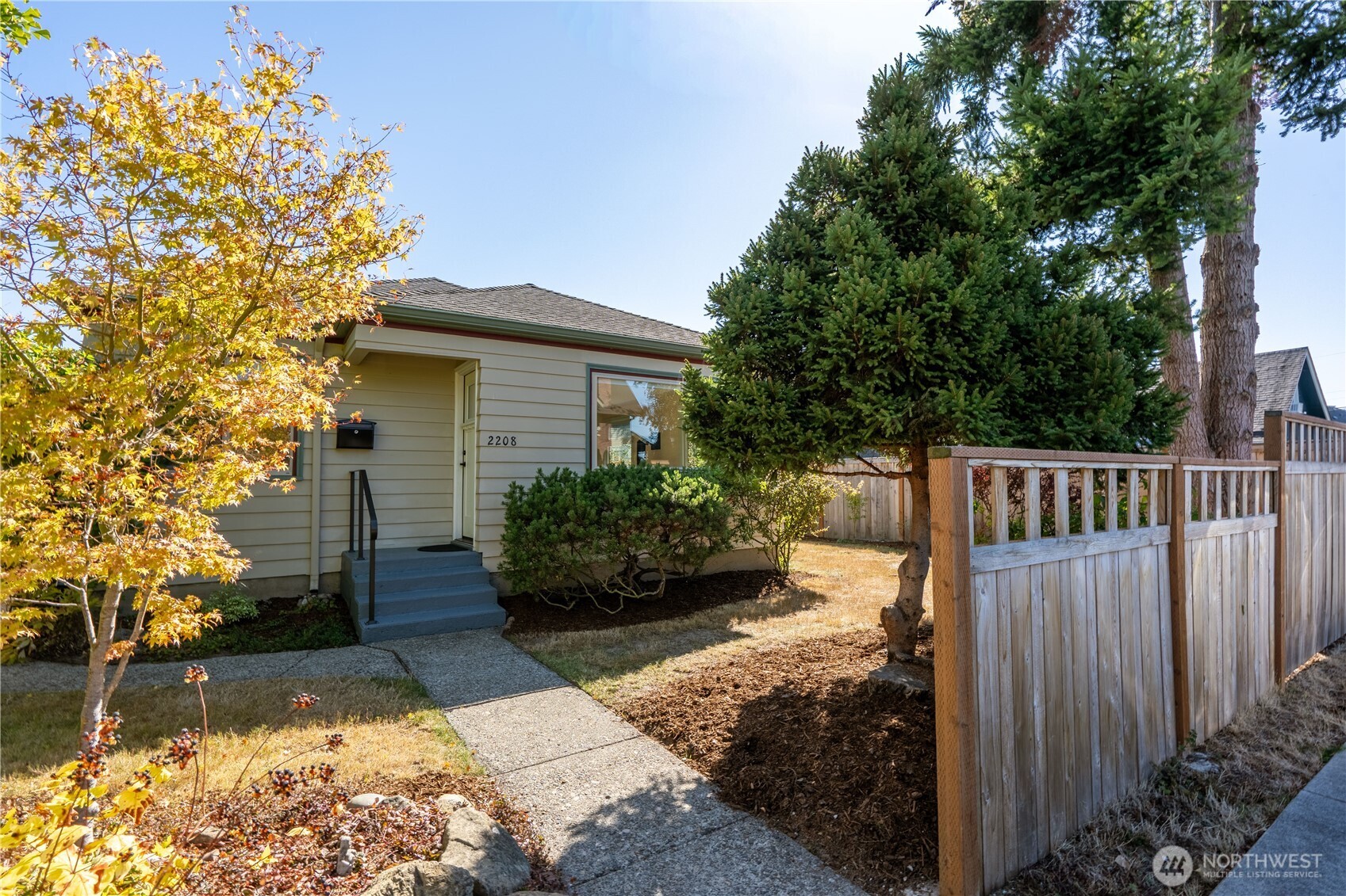 2208 Jaeger Street Property Photo 35