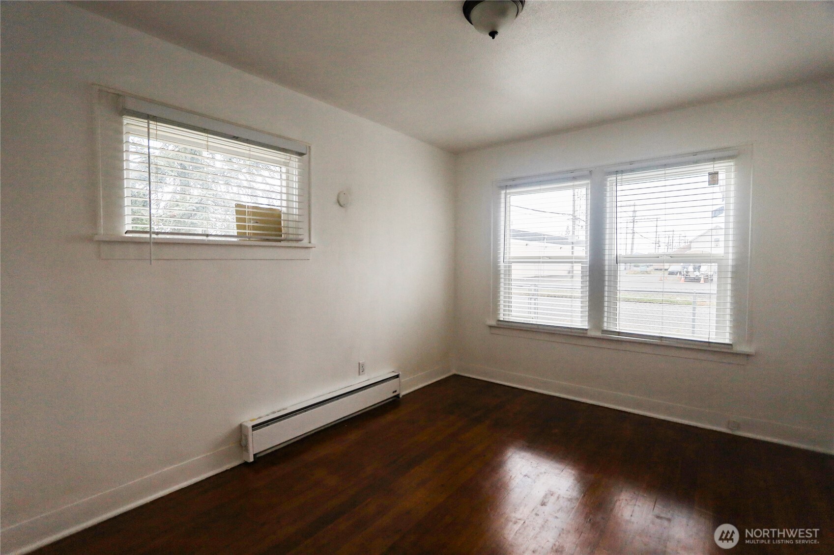 108 S Michigan Property Photo 13