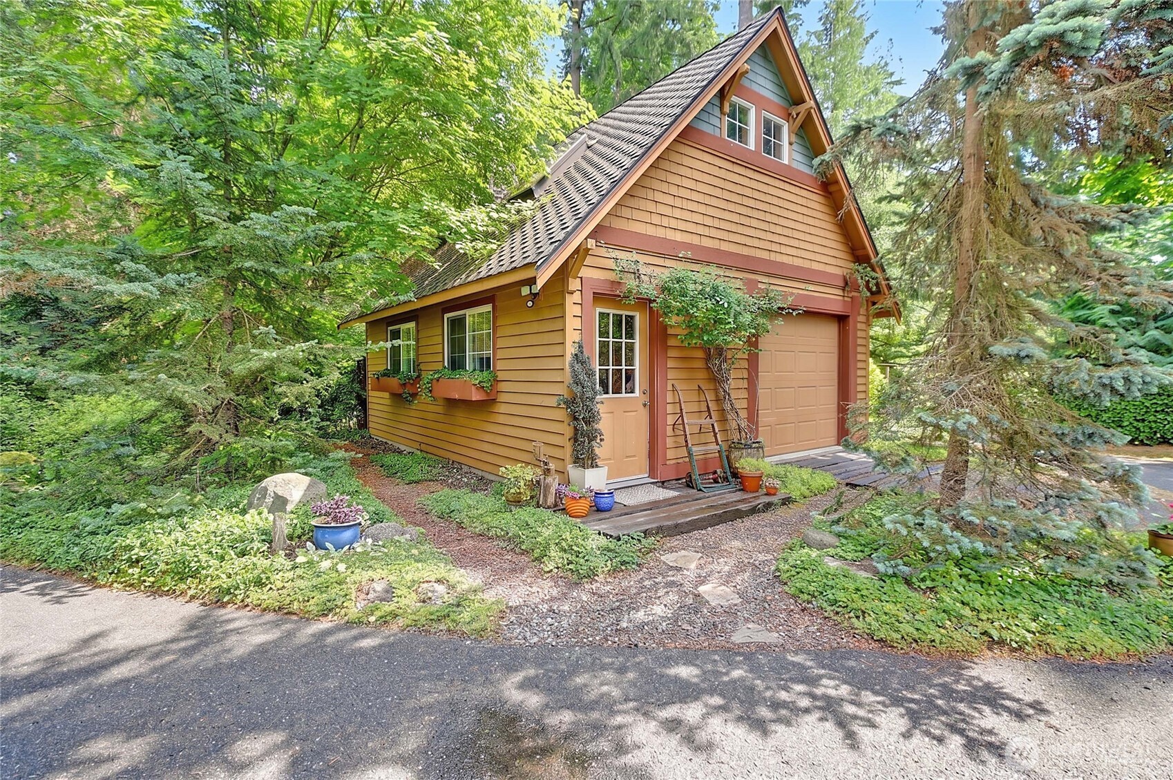 1951 Journeys End Lane Property Photo 32