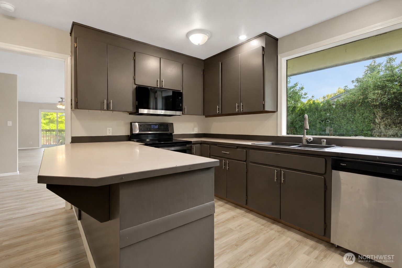 16507 122nd Avenue Property Photo 2