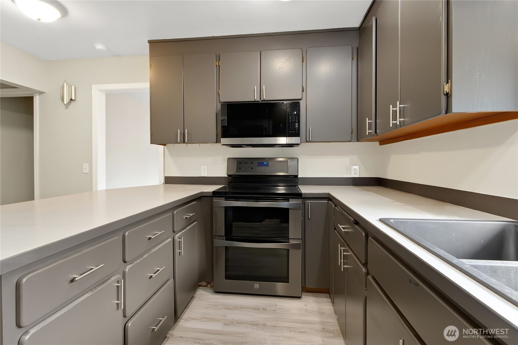 16507 122nd Avenue Property Photo 4