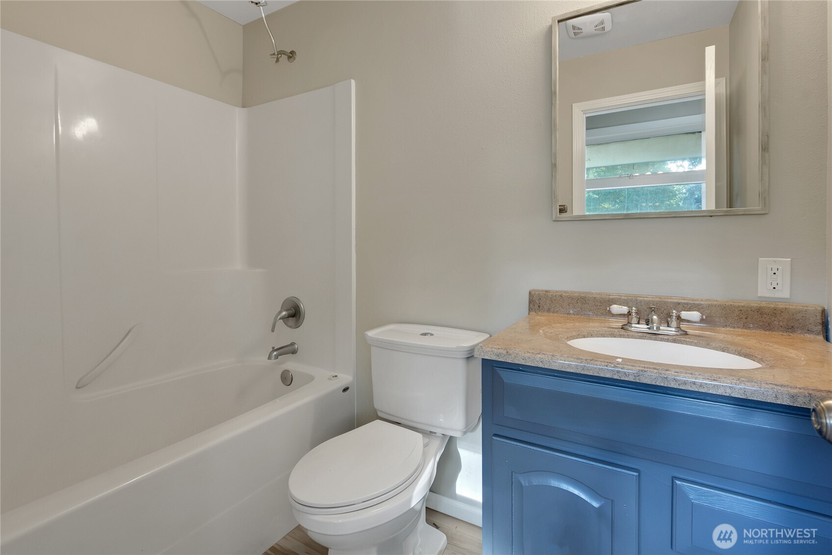 16507 122nd Avenue Property Photo 15