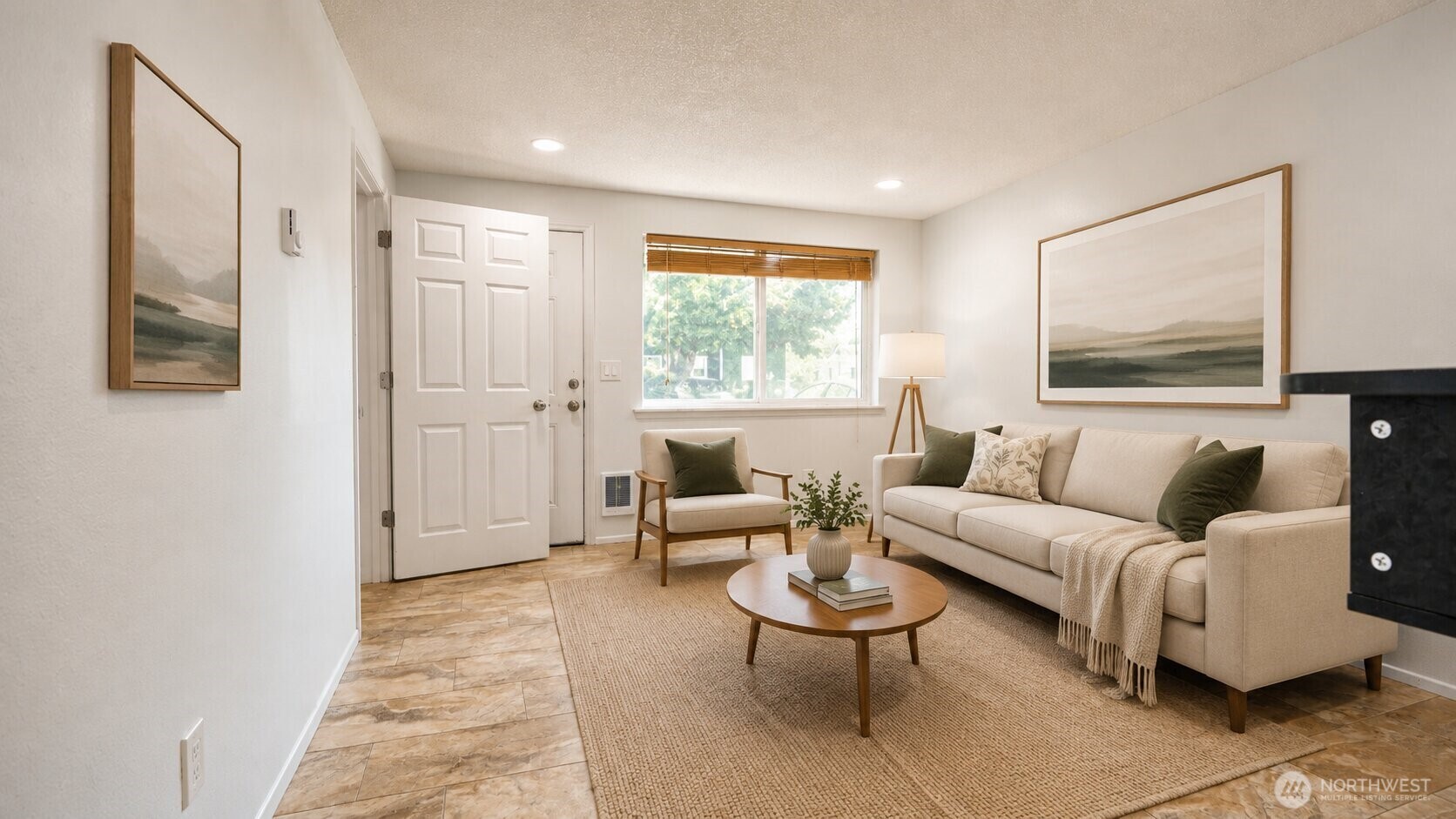 7428 S Puget Sound Avenue 1-3 Property Photo 5