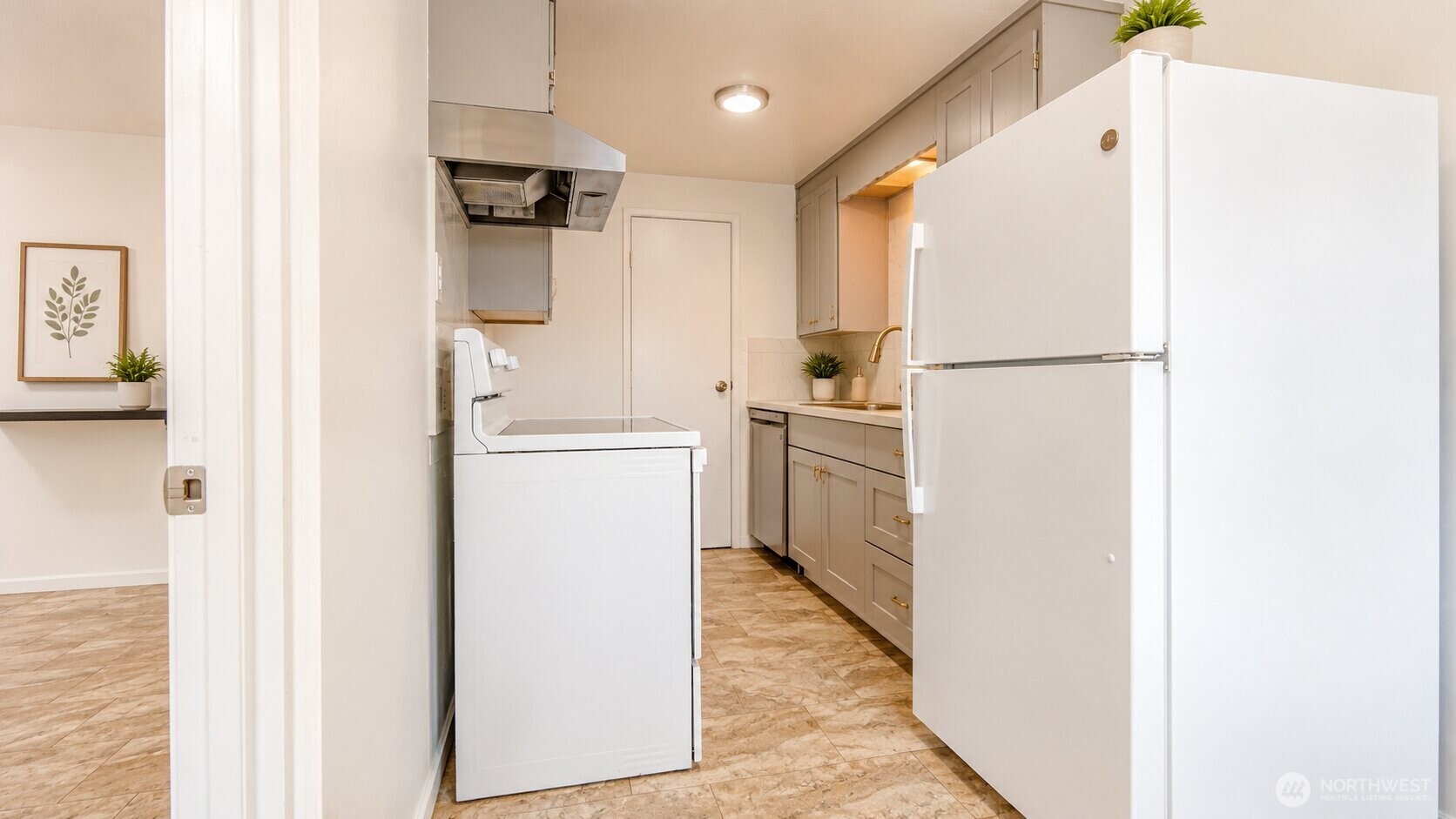7428 S Puget Sound Avenue 1-3 Property Photo 12
