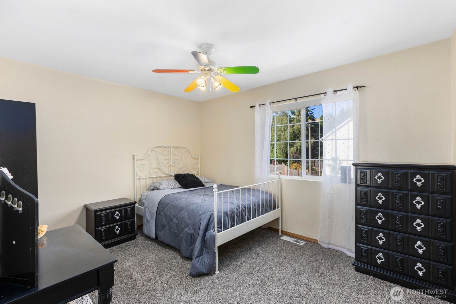 6260 Alexis Drive Property Photo 14