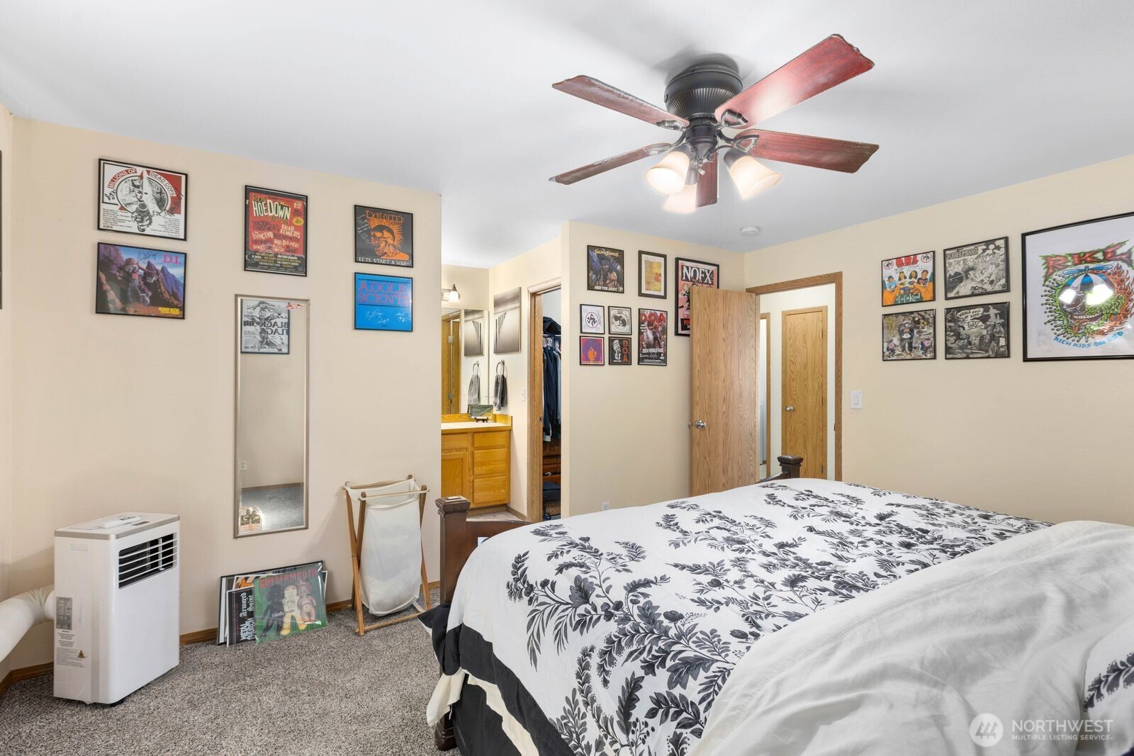 6260 Alexis Drive Property Photo 17