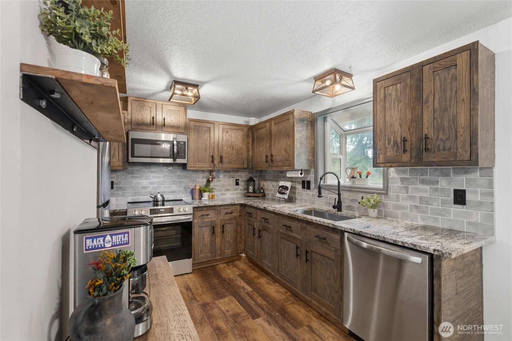 9335 Meridian Court Property Photo 16