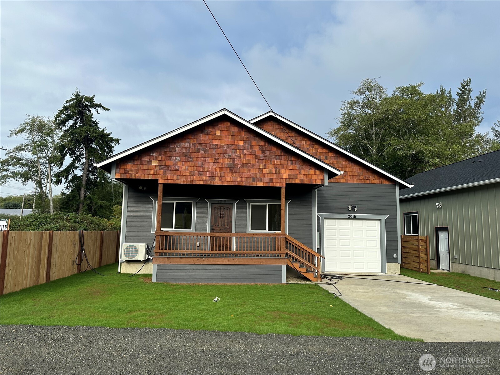 2015 Harding Road Property Photo 1