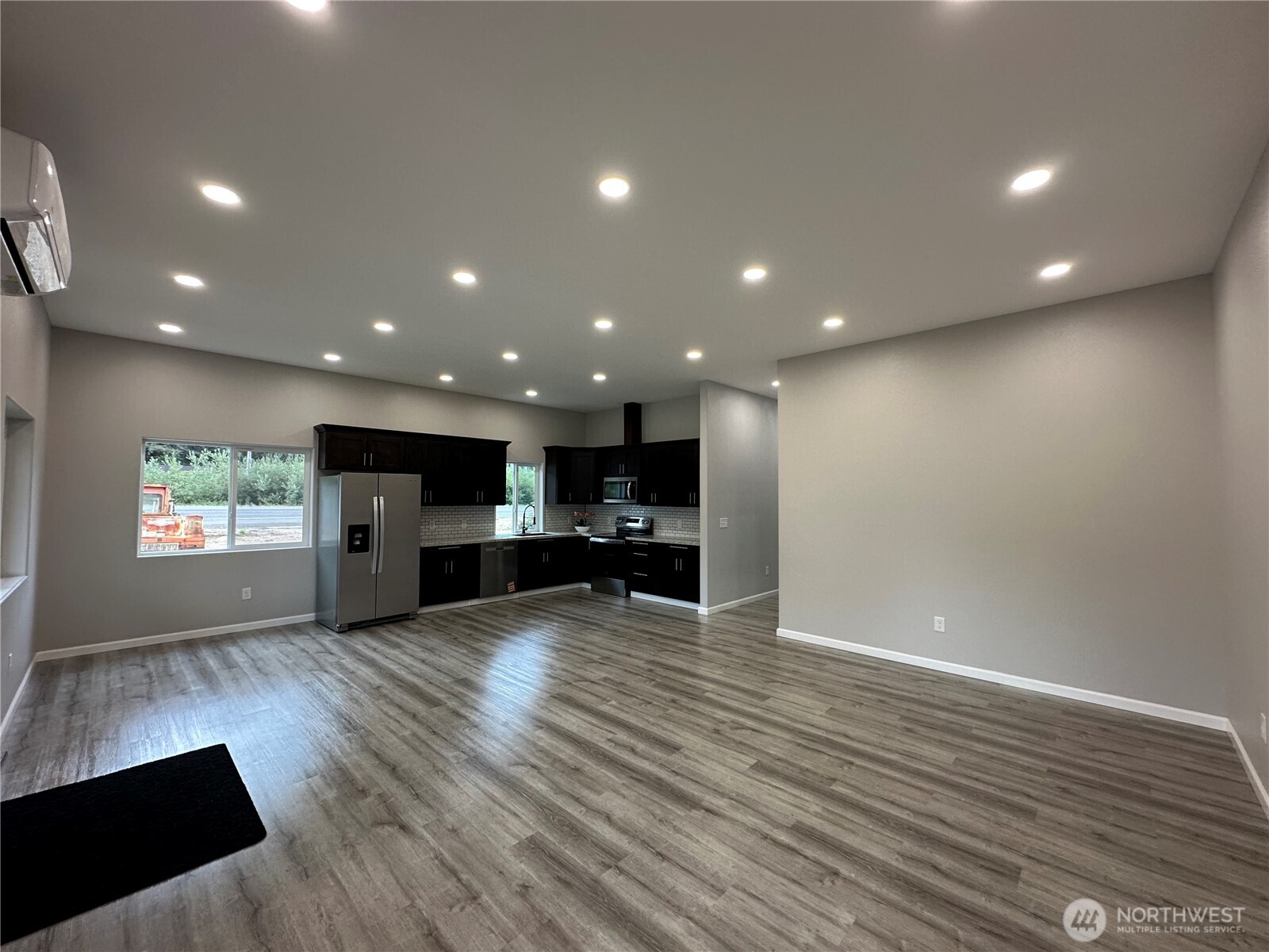 2015 Harding Road Property Photo 10