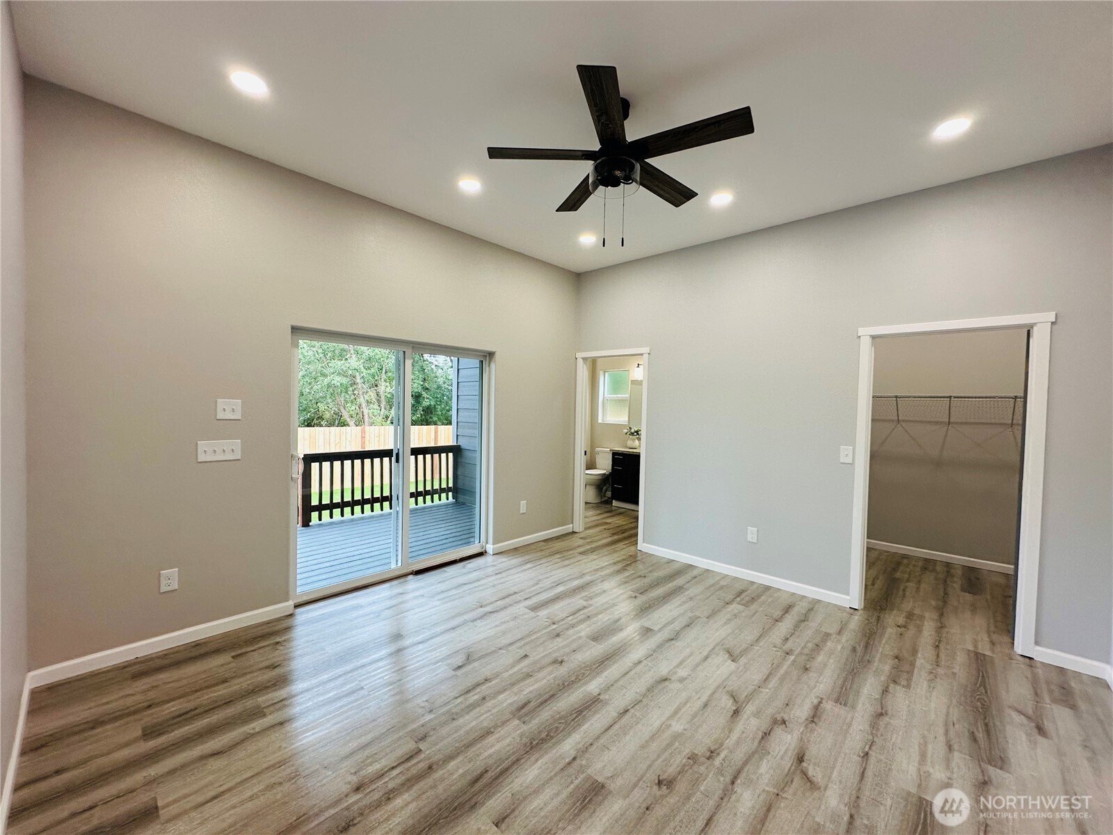 2015 Harding Road Property Photo 11