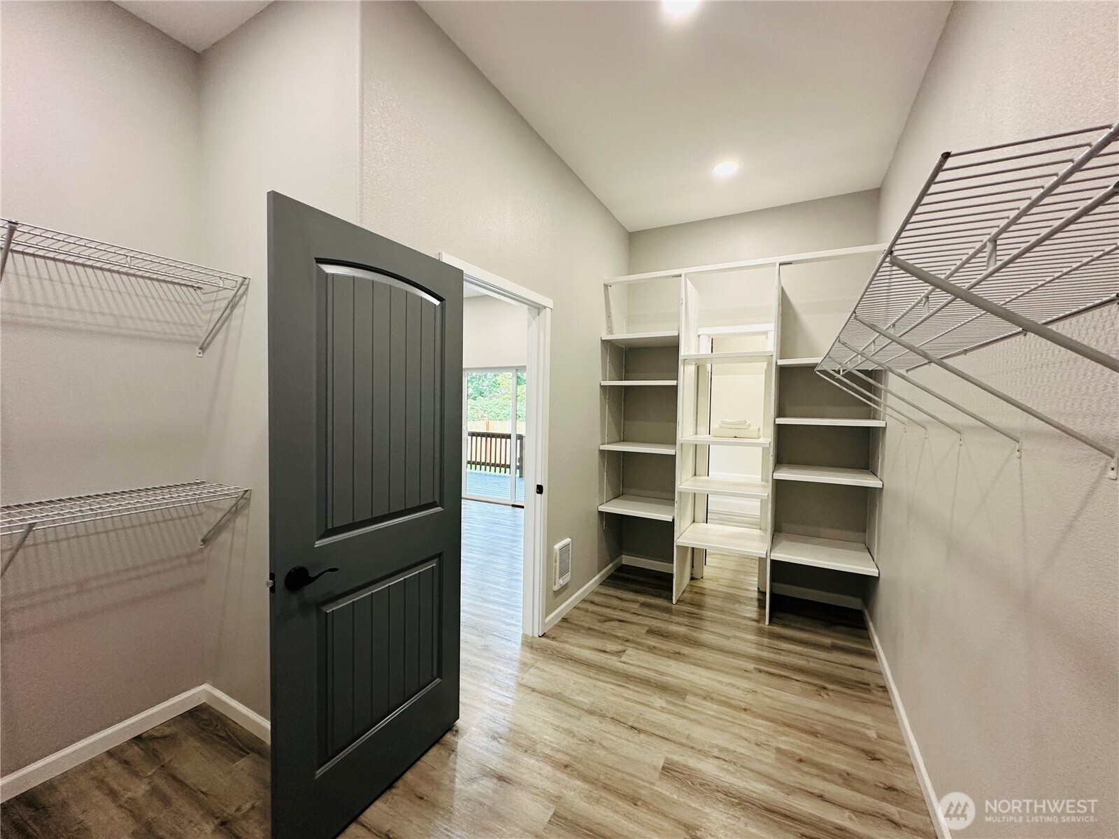 2015 Harding Road Property Photo 13