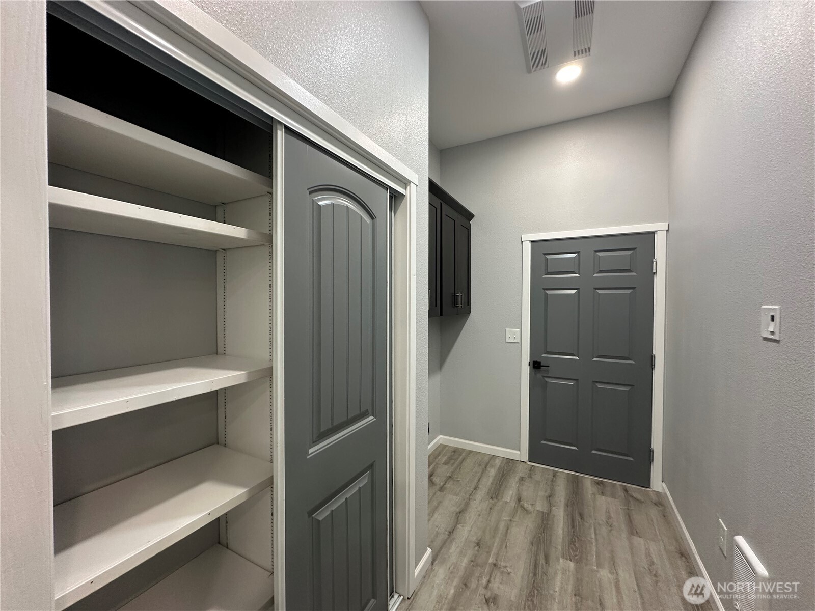 2015 Harding Road Property Photo 17