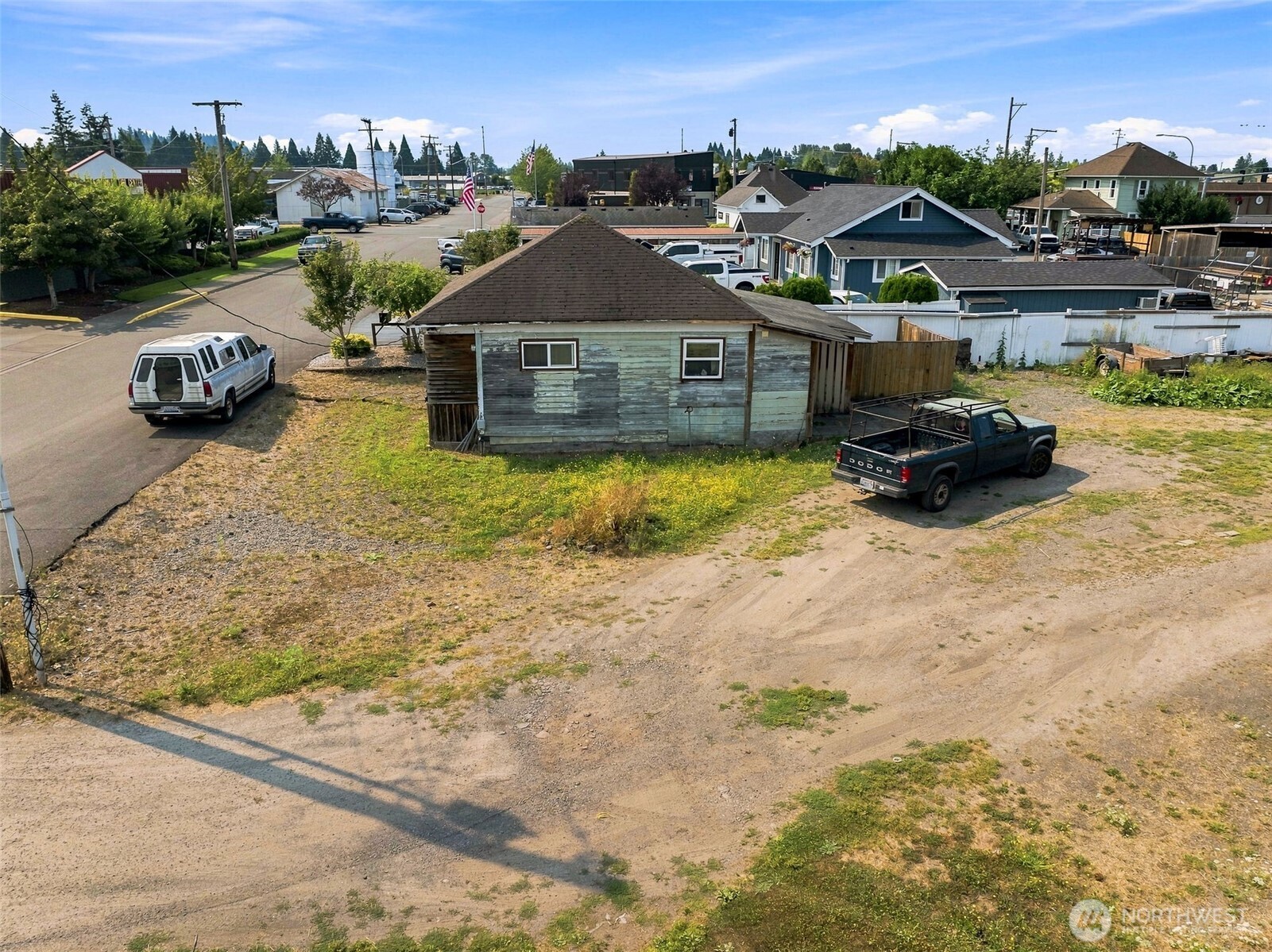 1642 3rd Street Property Photo 6
