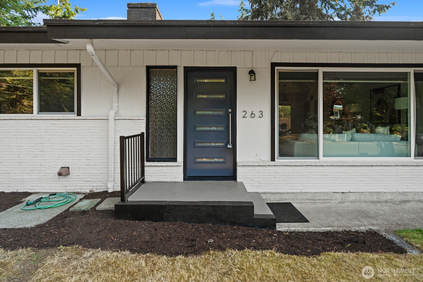 263 N 171st Street Property Photo 1