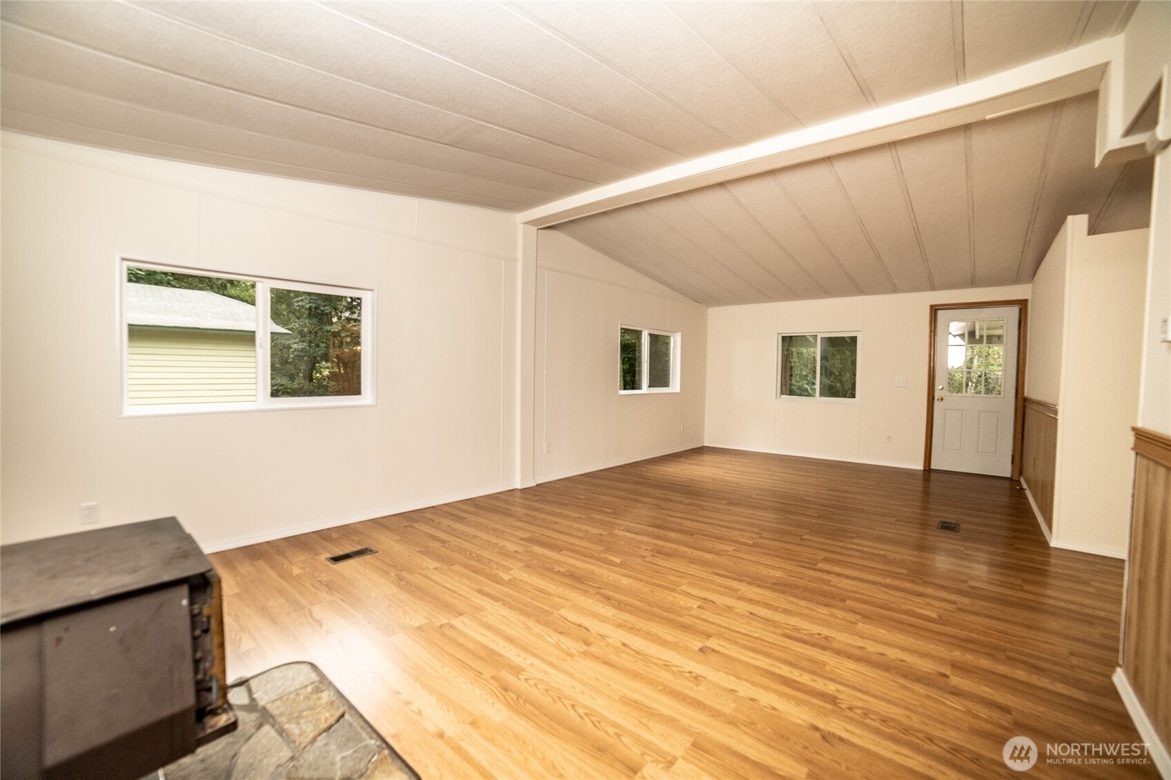 9251 Olalla Valley Road Property Photo 13