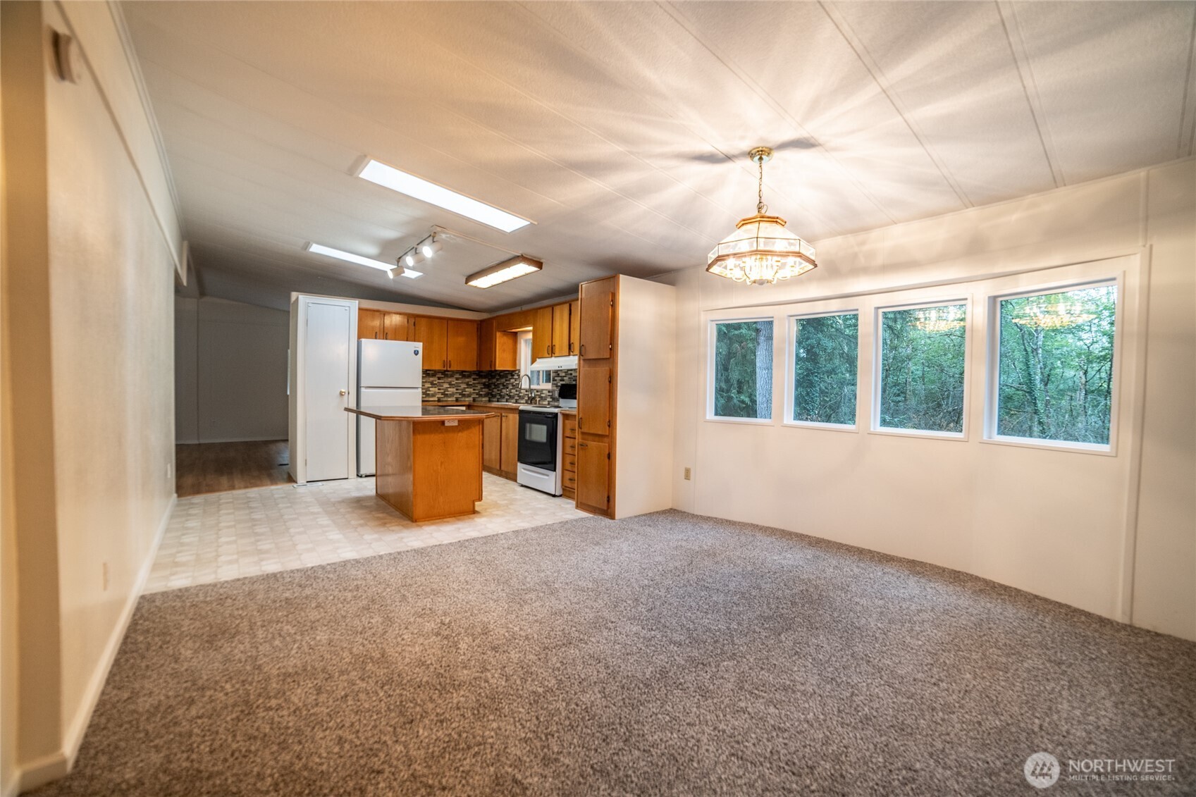 9251 Olalla Valley Road Property Photo 17