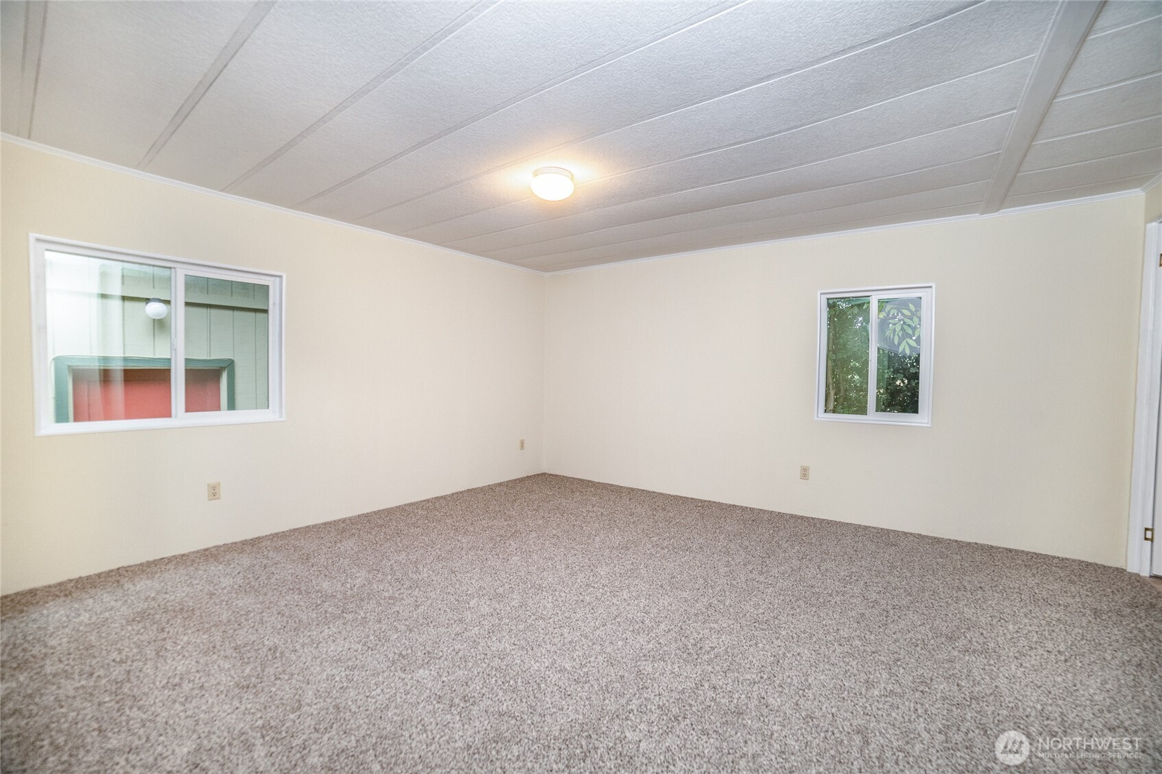 9251 Olalla Valley Road Property Photo 18