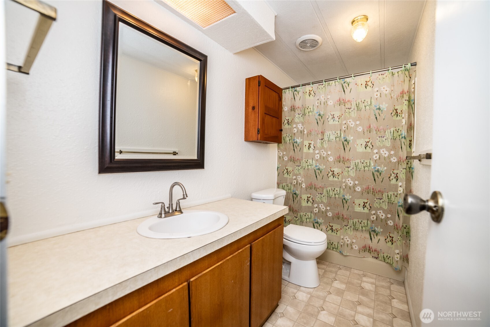 9251 Olalla Valley Road Property Photo 24