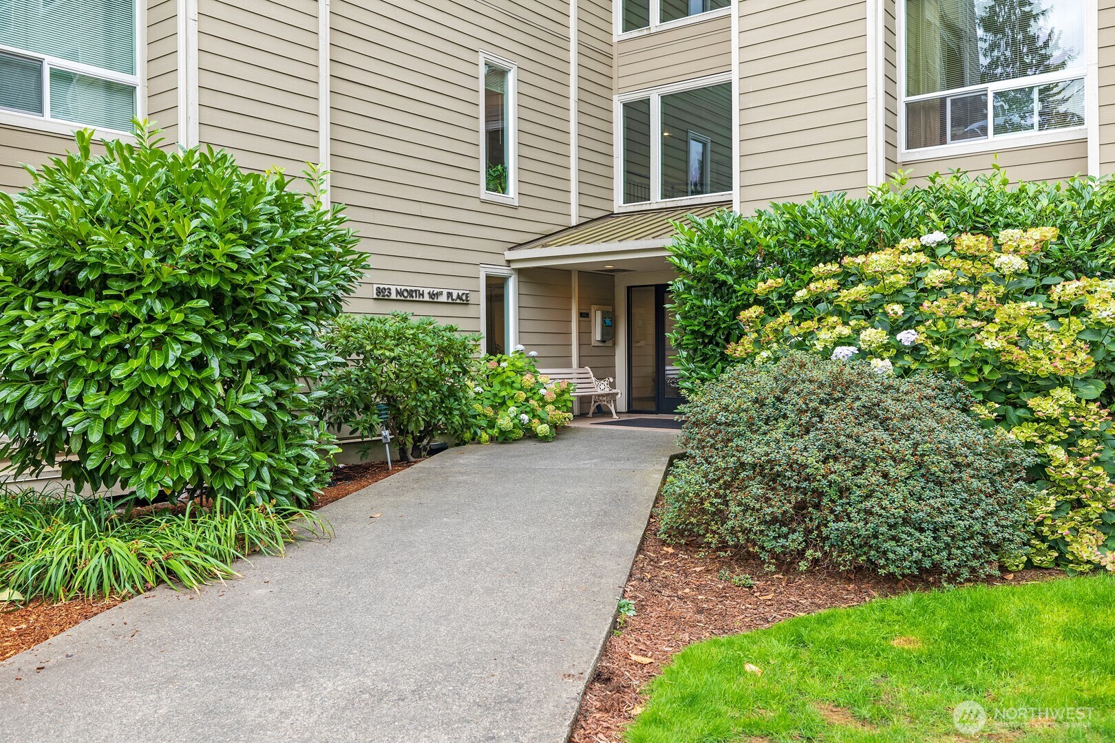 823 N 161st Place 302 Property Photo 1