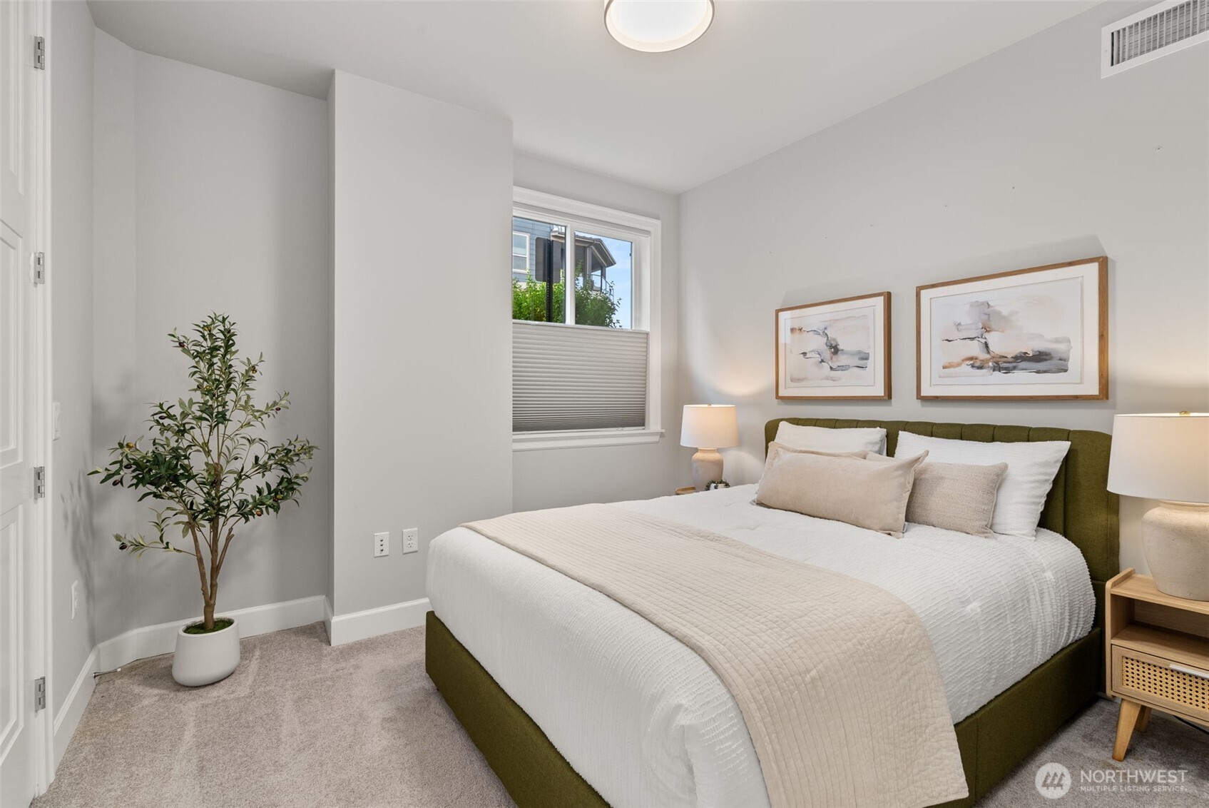 4907 Main Street 101 Property Photo 17