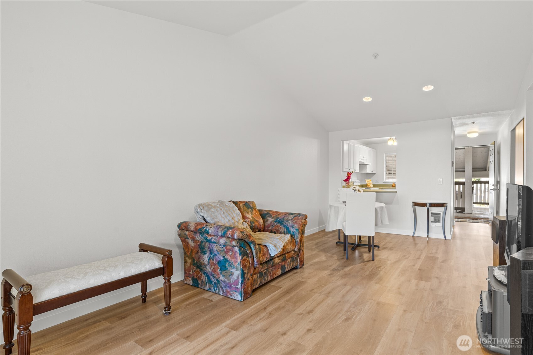 23339 Cedar Way A302 Property Photo 6