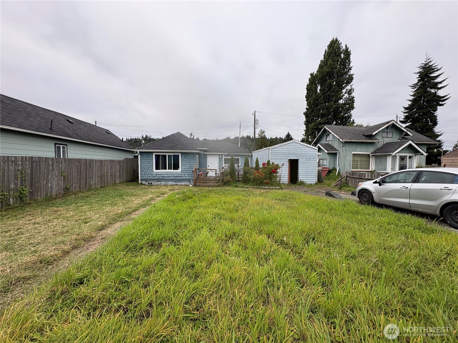 2615 Bay Avenue Property Photo 1