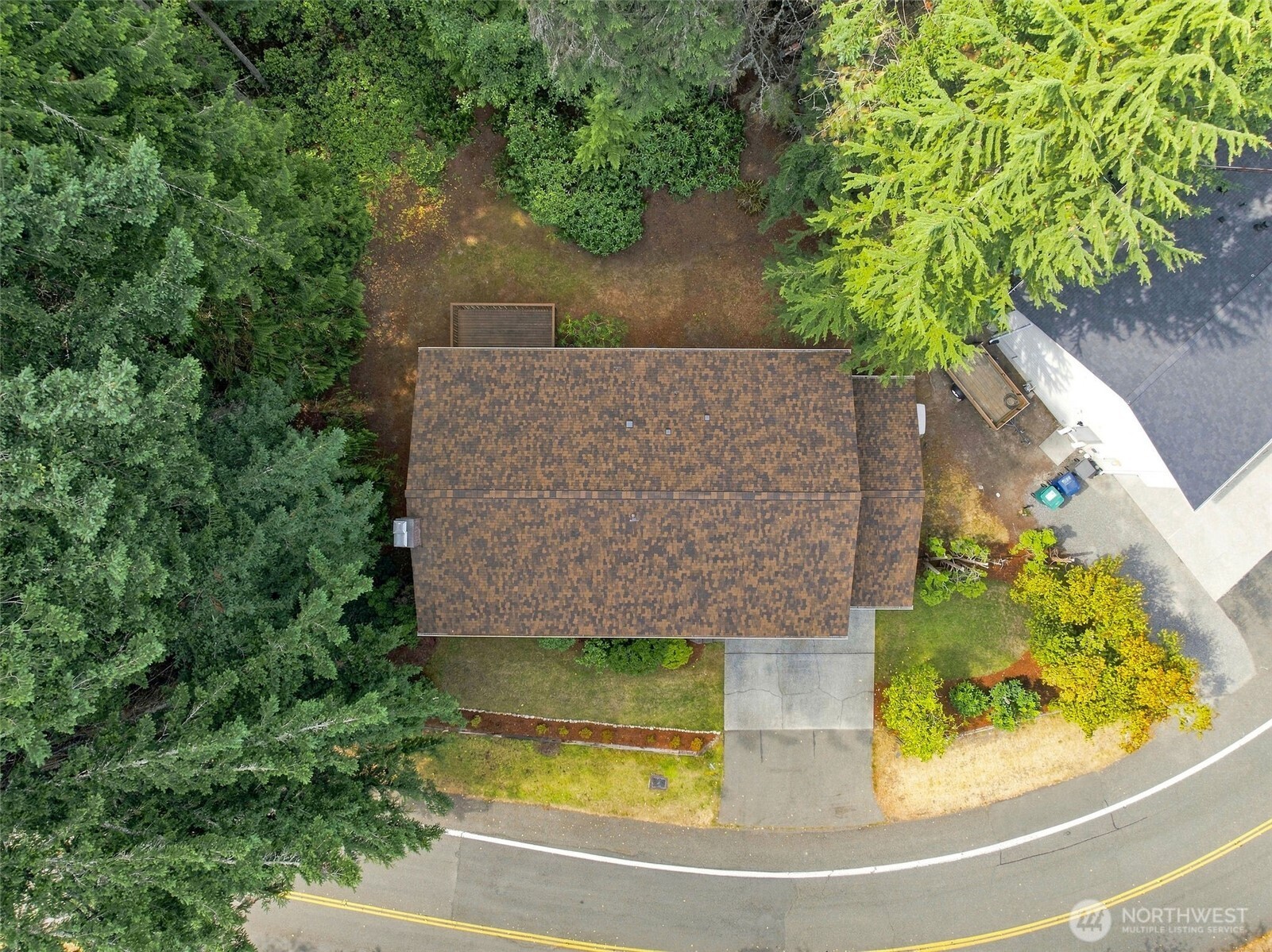 6212 143rd Street Property Photo 3