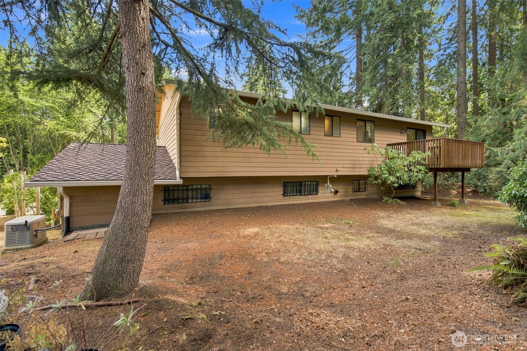 6212 143rd Street Property Photo 7