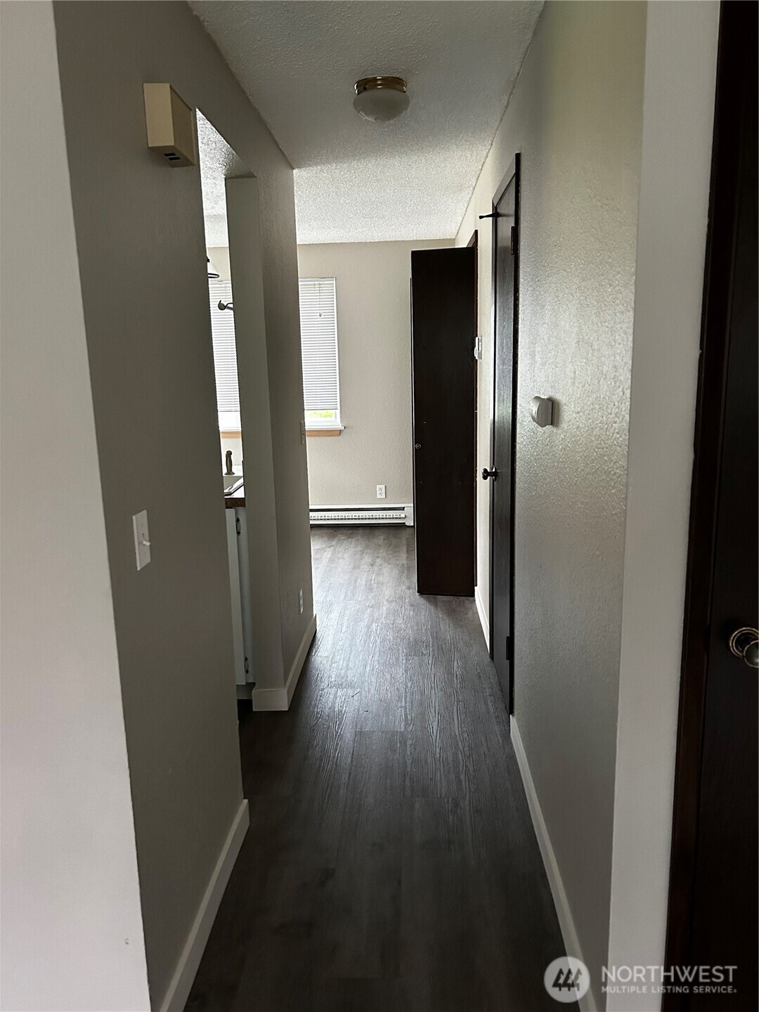 1327 Horne Street Property Photo 3