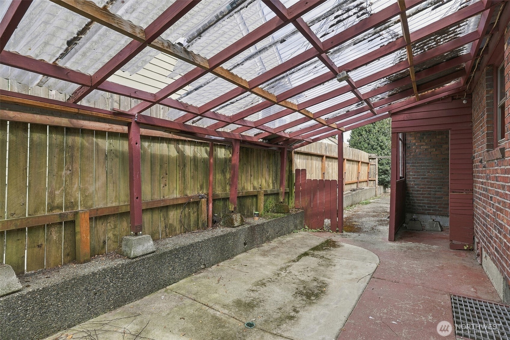 3504 N Monroe Street Property Photo 15