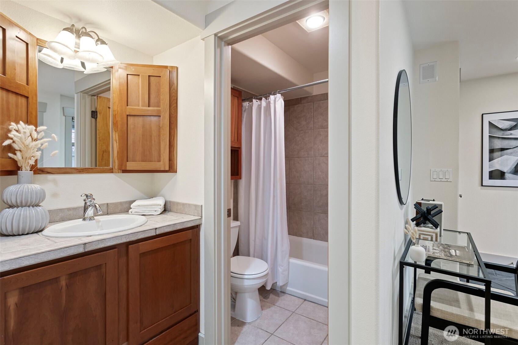 4423 Phinney Avenue F Property Photo 24