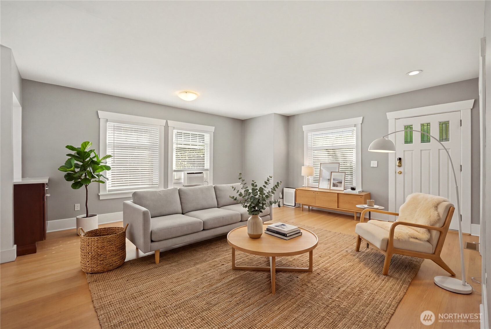 10532 Evanston Avenue Property Photo 7
