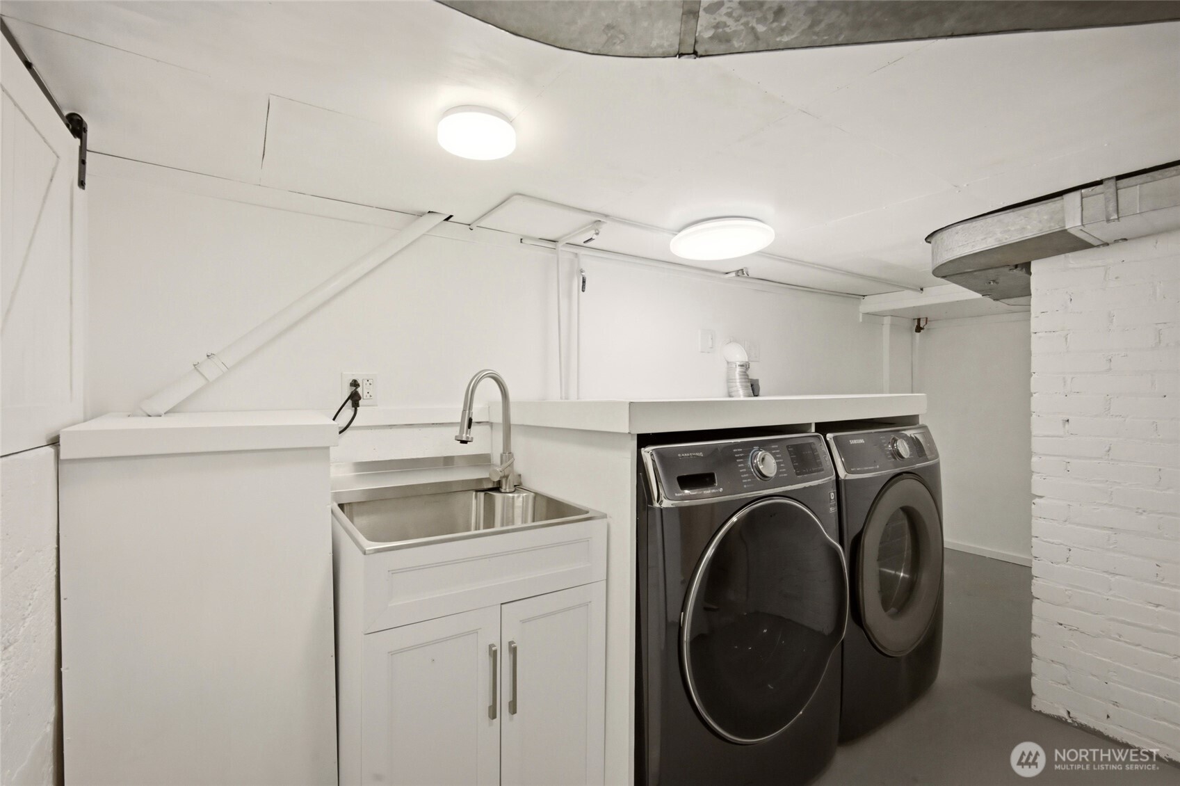 10532 Evanston Avenue Property Photo 18