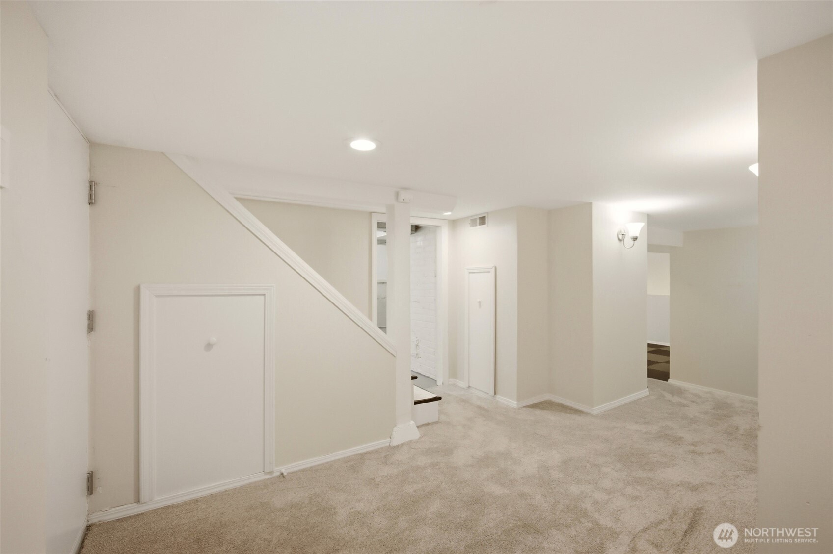 10532 Evanston Avenue Property Photo 19