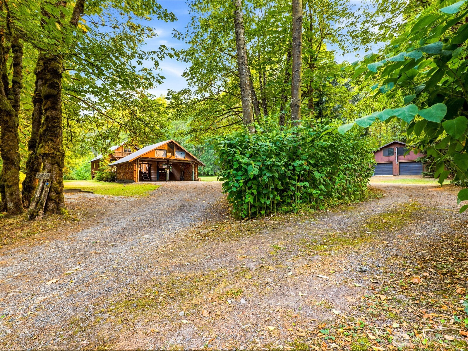 71509 Ne Old Cascade Highway Property Photo 4