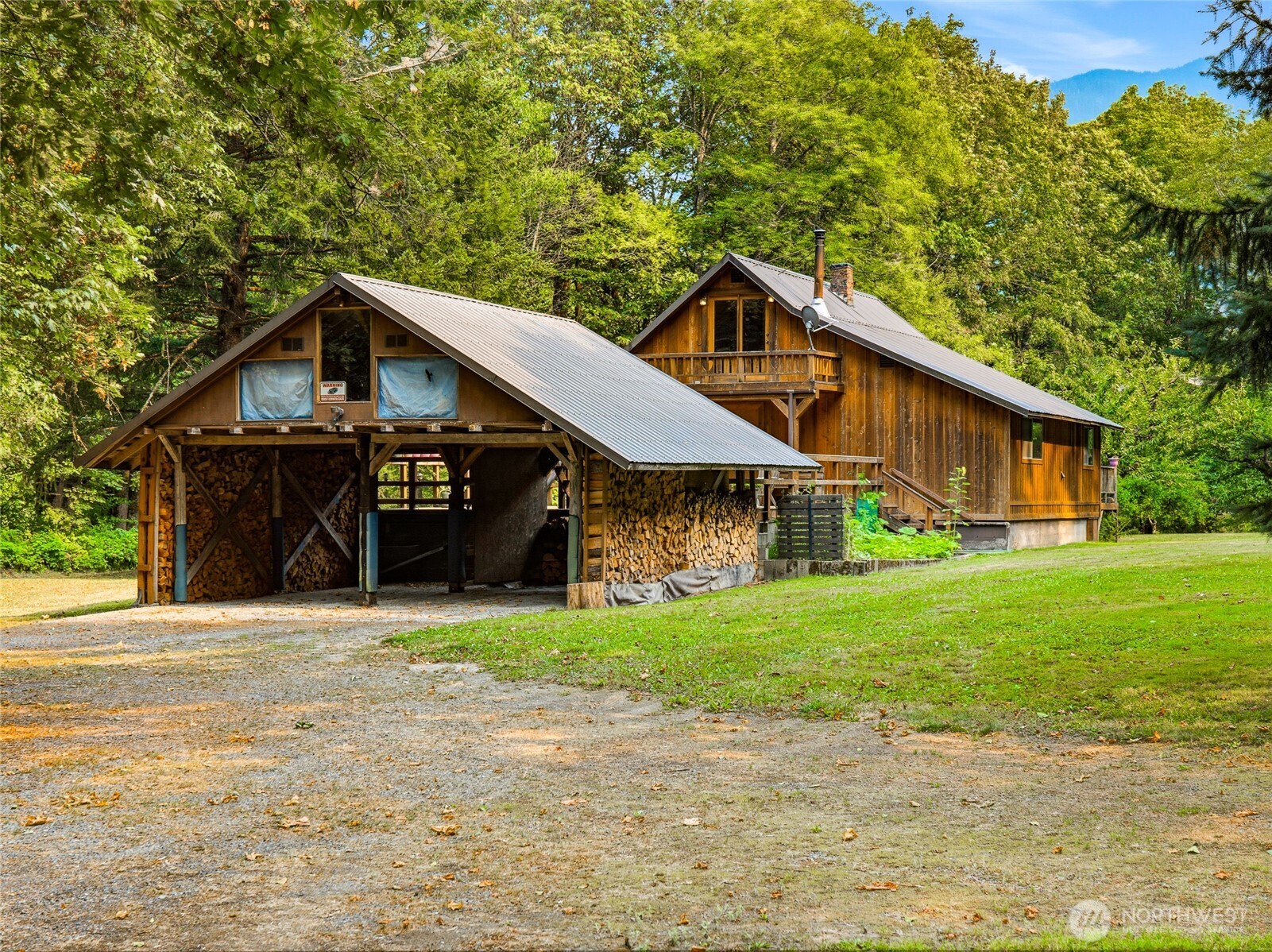 71509 Ne Old Cascade Highway Property Photo 5