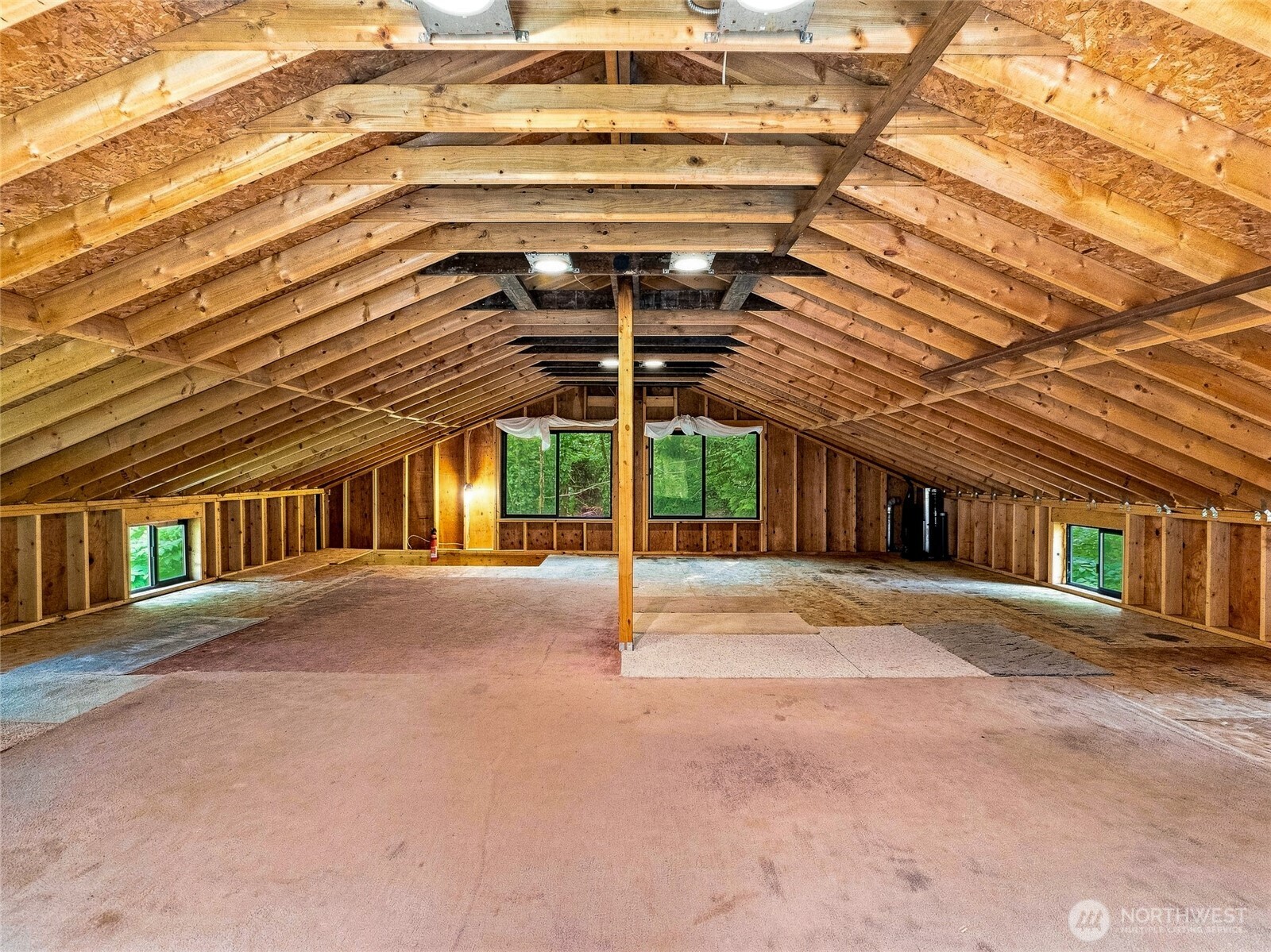 71509 Ne Old Cascade Highway Property Photo 34