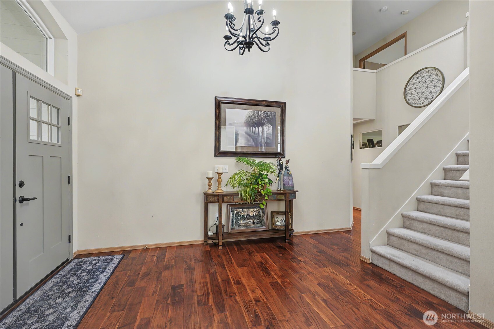 9805 76th Street Property Photo 3