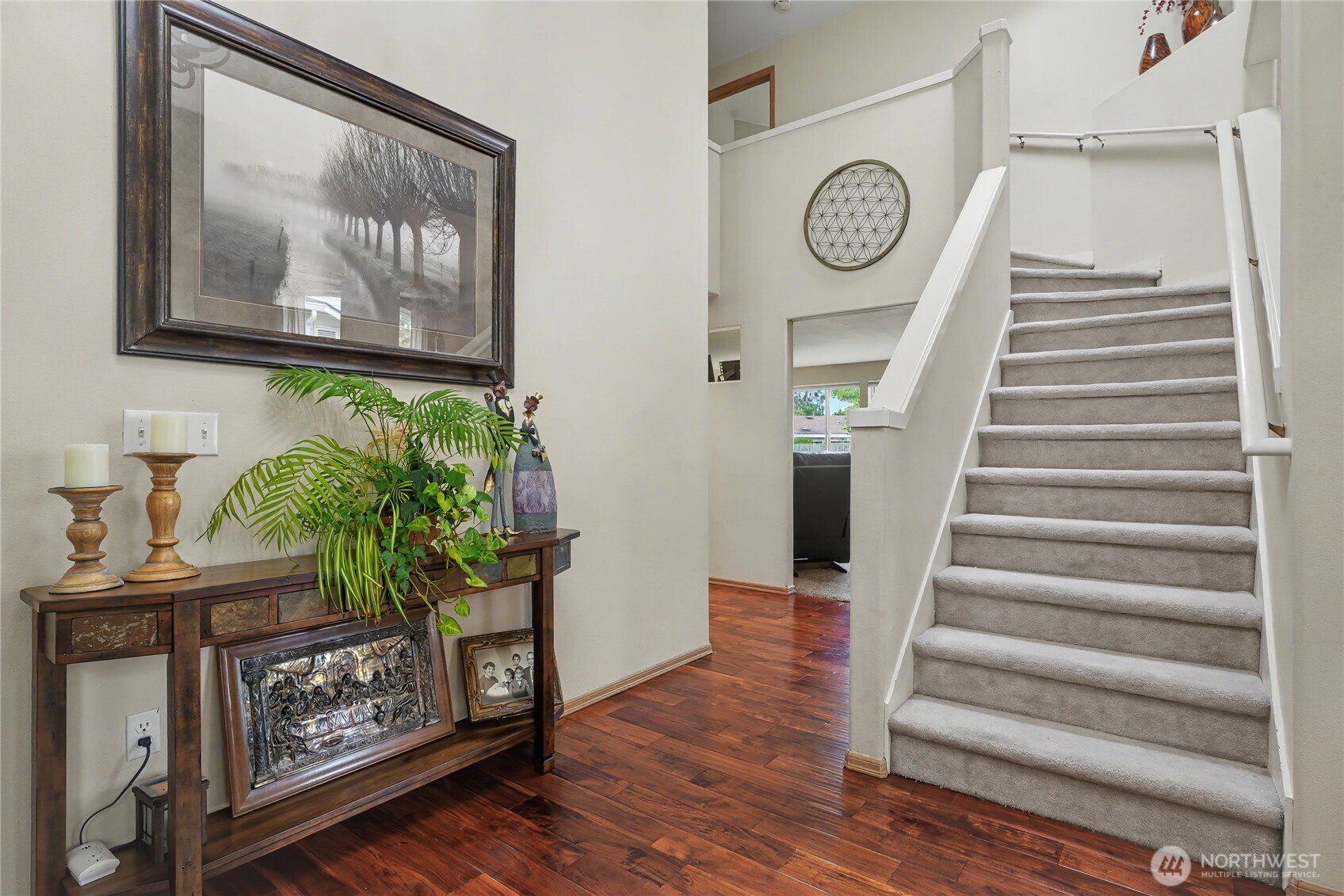 9805 76th Street Property Photo 5