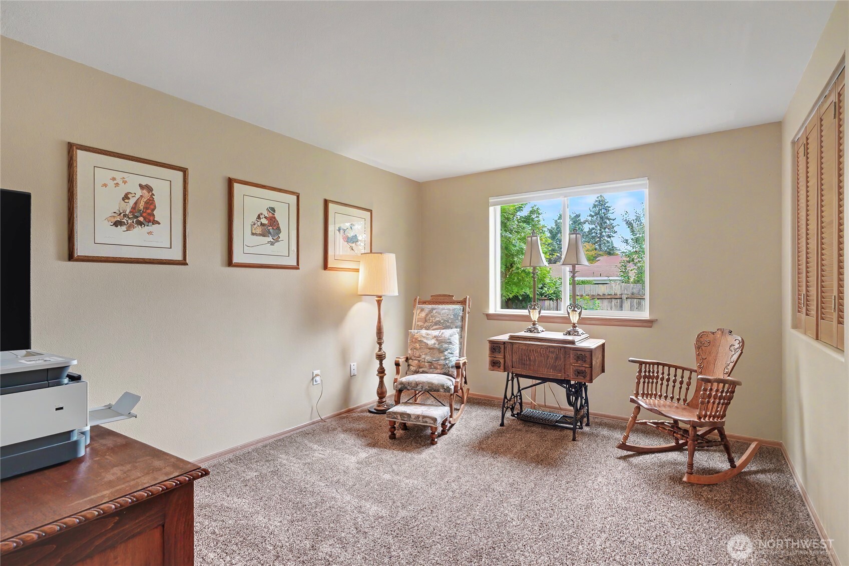 9805 76th Street Property Photo 15
