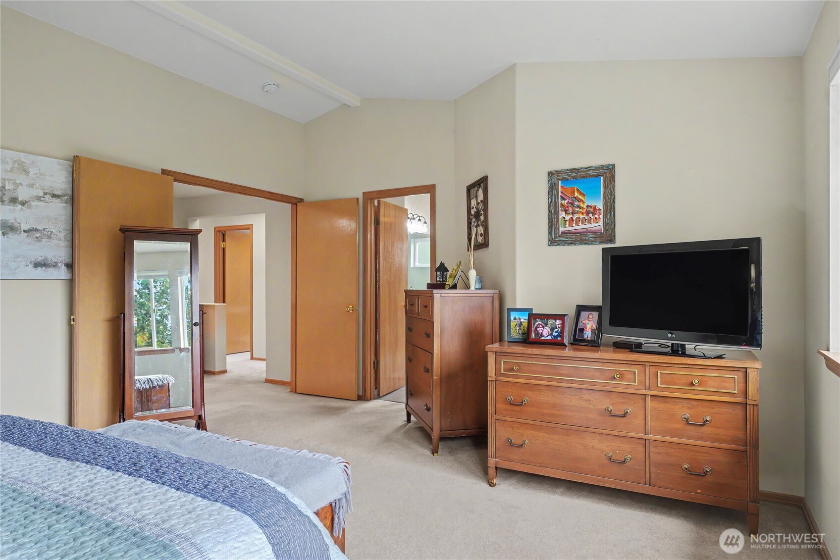 9805 76th Street Property Photo 17