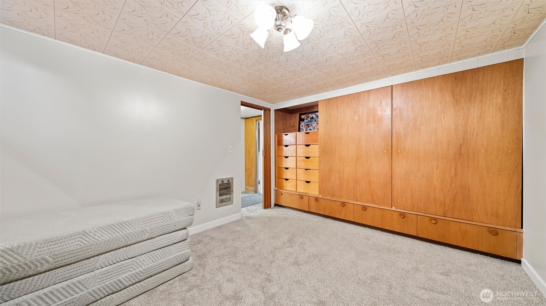 209 S 7th Street Property Photo 21