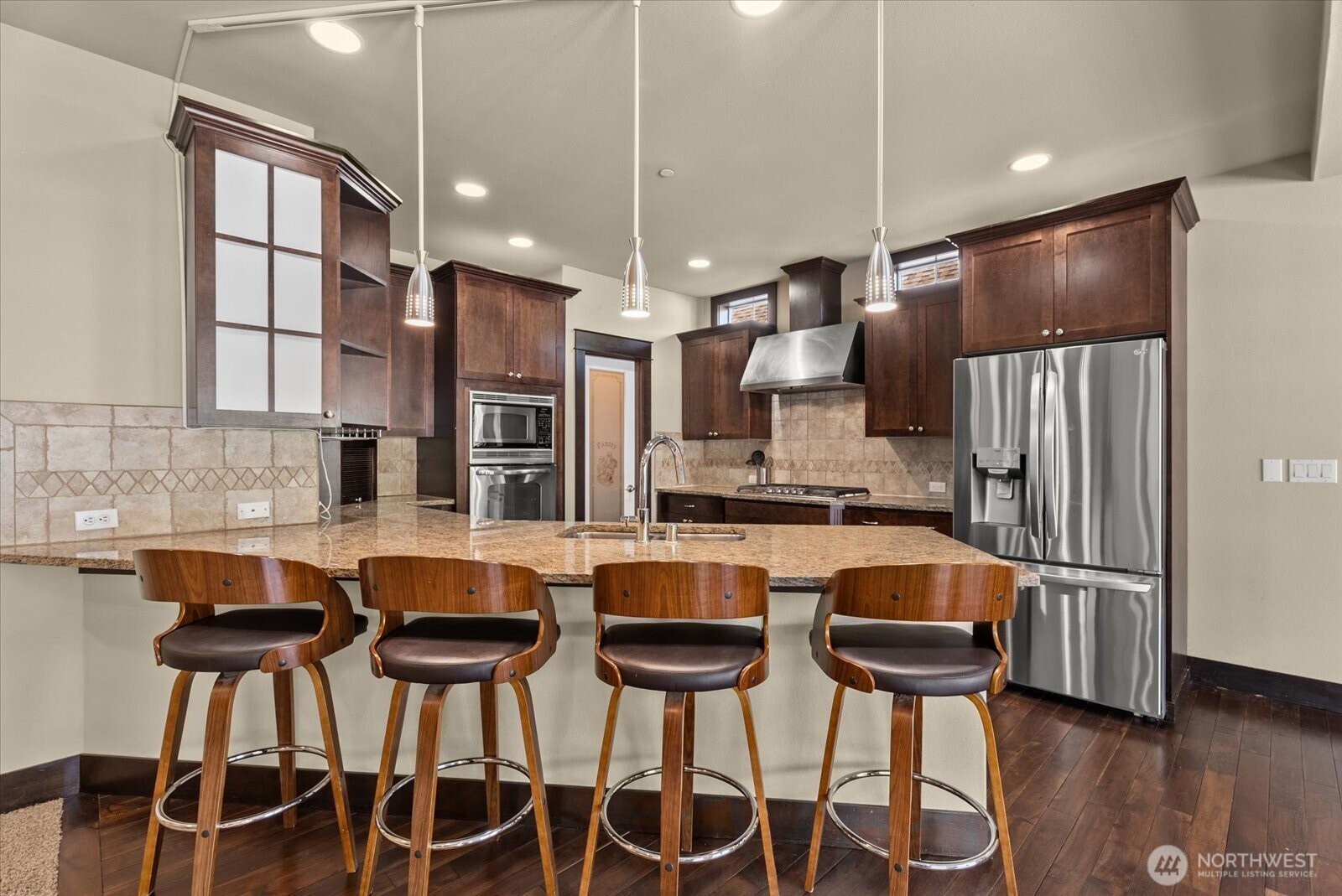 1357 Elma Place Property Photo 4