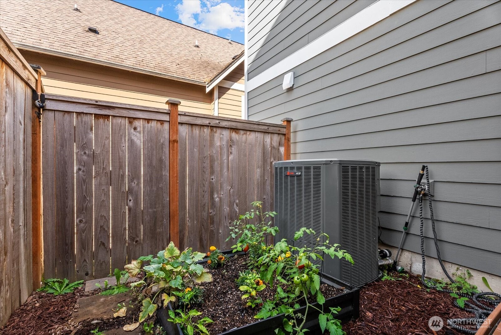1357 Elma Place Property Photo 29