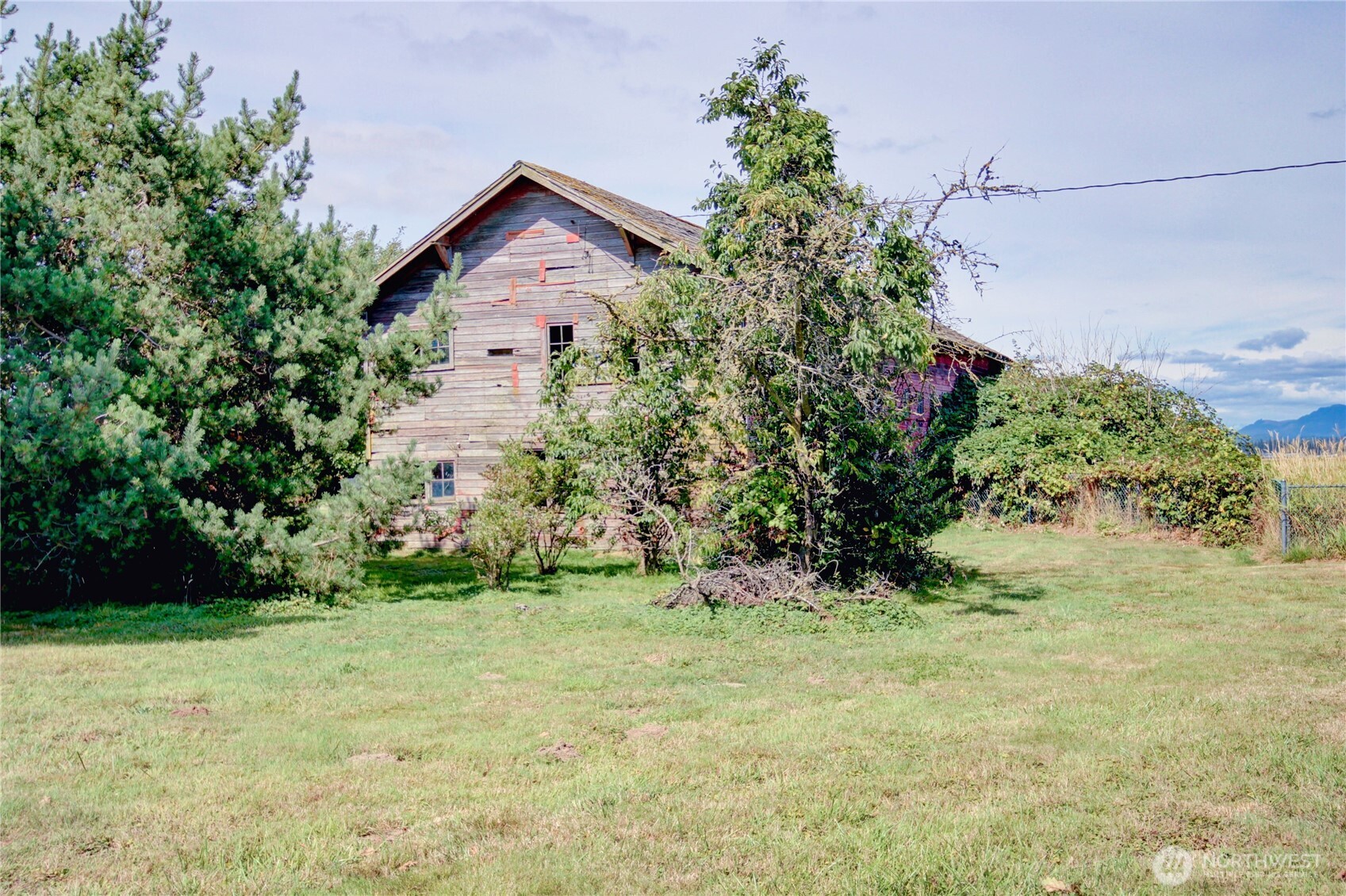 17483 Peterson Road Property Photo 9