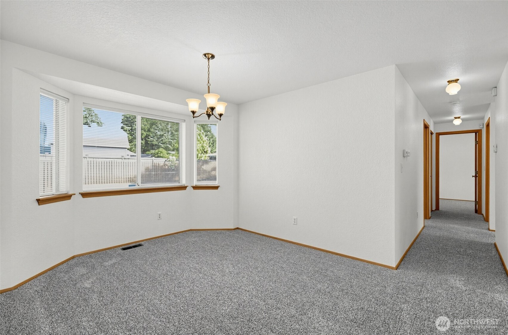 7603 46th Avenue Property Photo 7