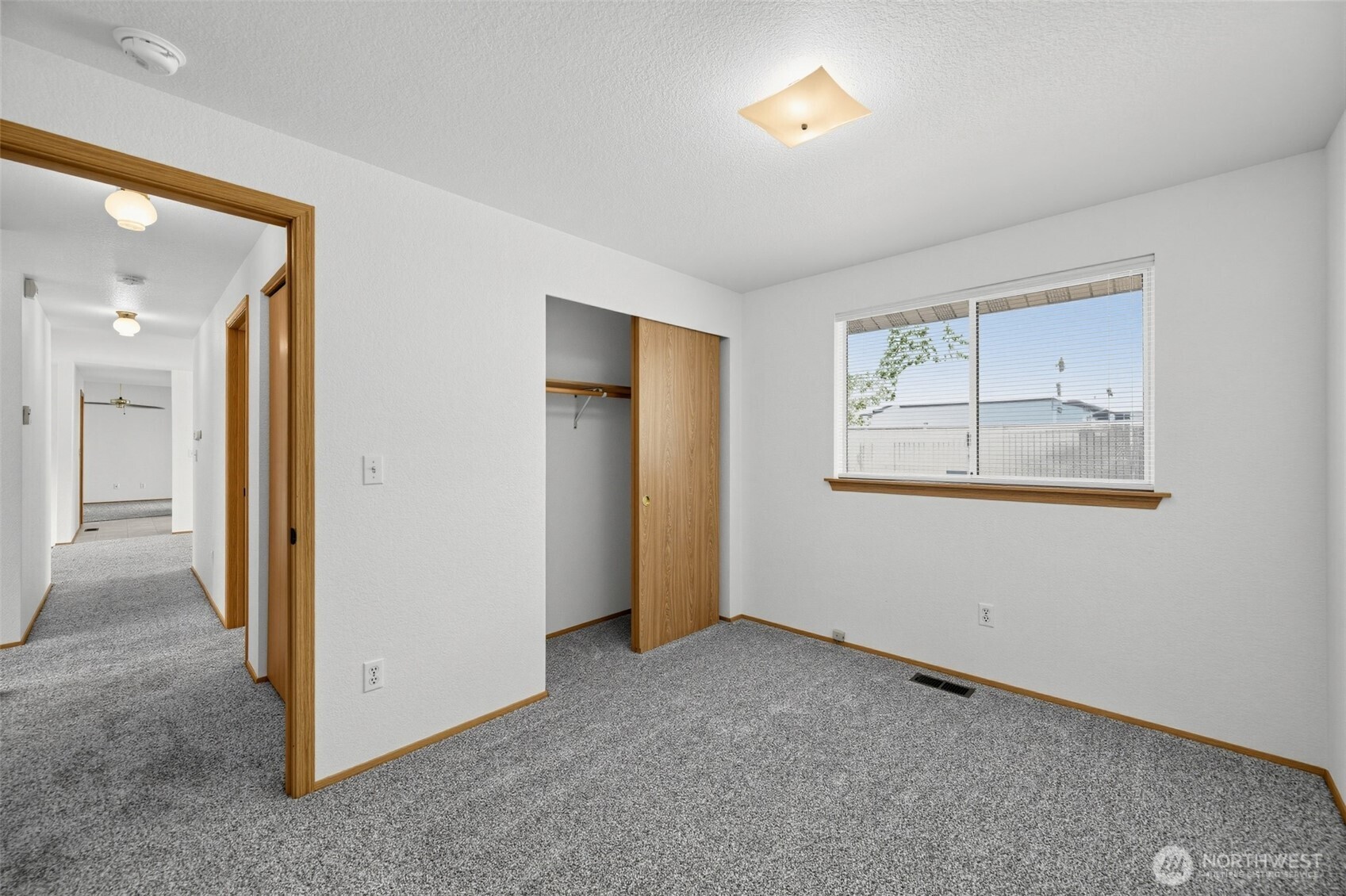 7603 46th Avenue Property Photo 22