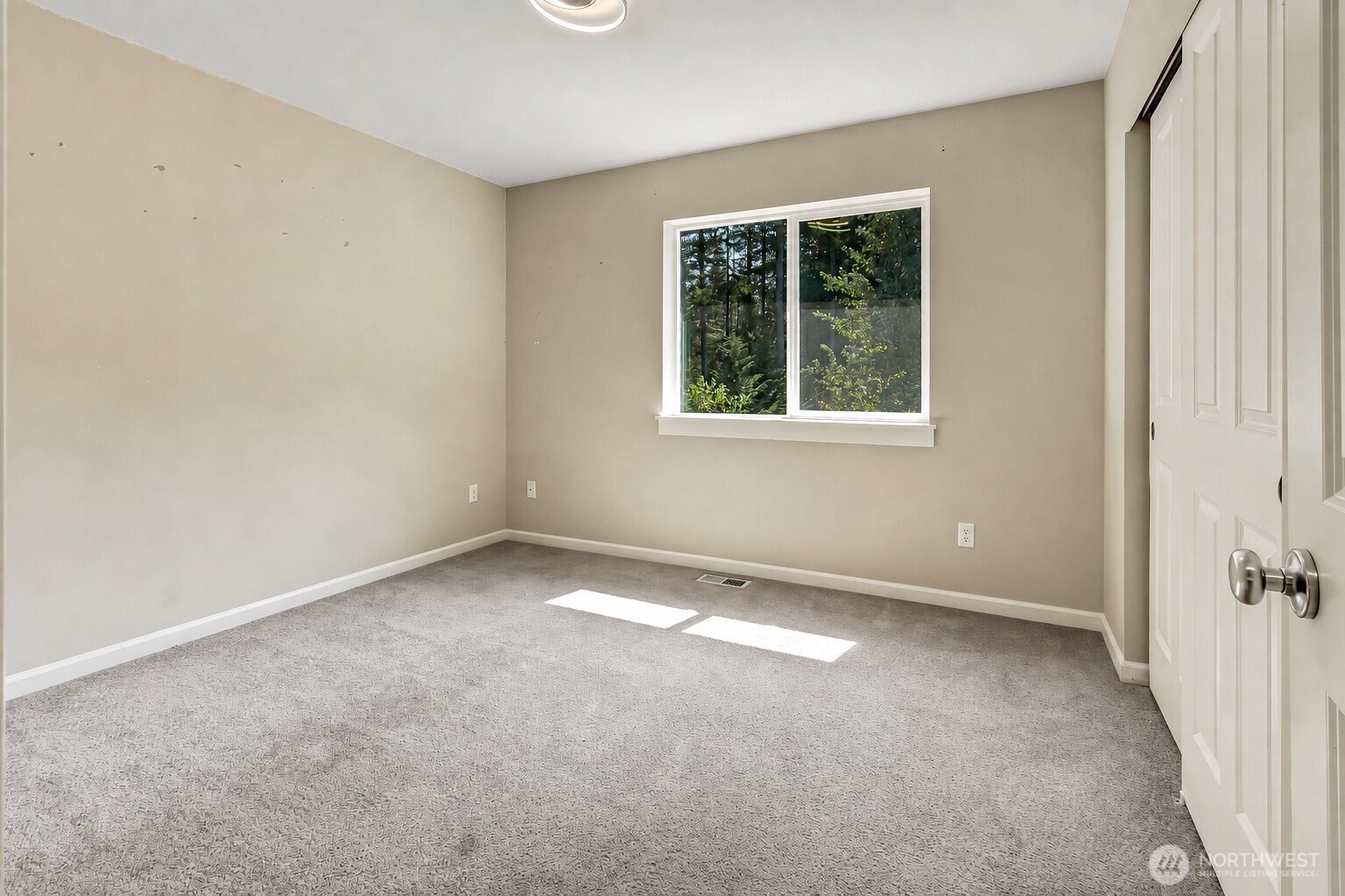 35320 4th Place Property Photo 23